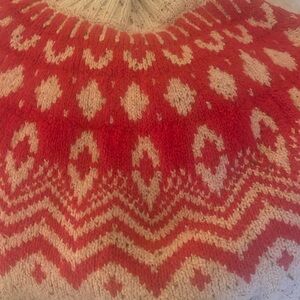 Women’s sweater